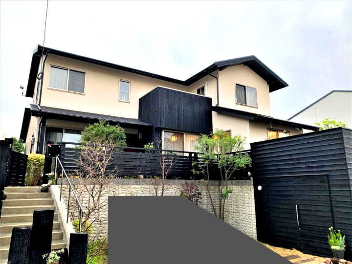 色合いは勿論、細部にわたり丁寧な仕上がりで満足しています。