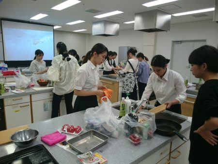 福岡　外壁塗装　屋根塗装　雨漏り　防水工事　スターペイント　専門店　ショールーム