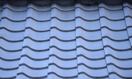 セメント瓦の屋根