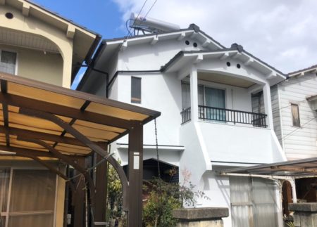 まるで新築時のような外観に！　外壁塗装工事/屋根塗装/雨漏り専門店　スターペイント松山西ショールーム　2020/2/17　