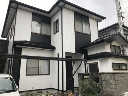 デザイン性のあるシックなイメージに！　外壁塗装/屋根塗装/雨漏り専門店　スターペイント松山西ショールーム　2020/1/20