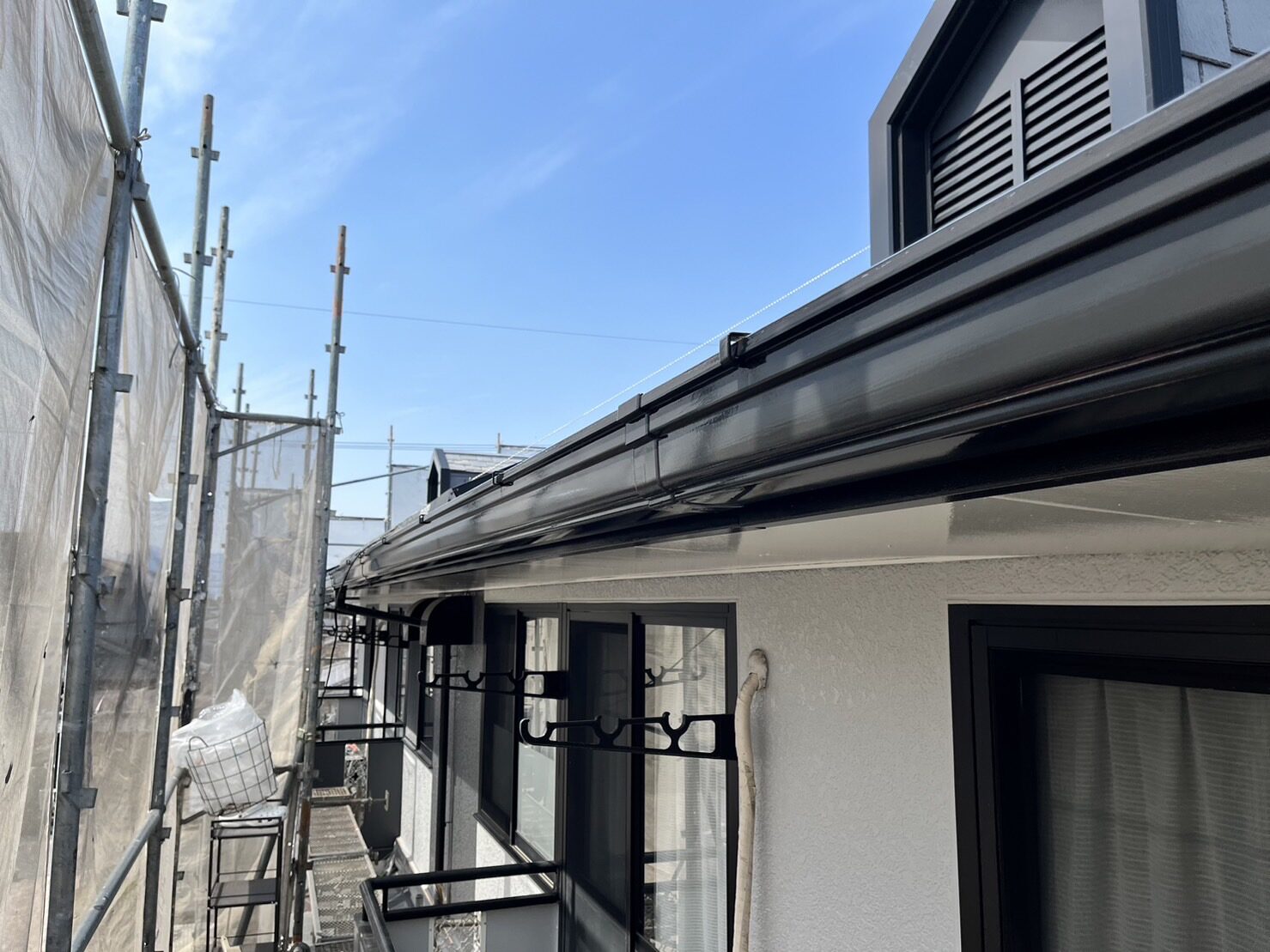 軒樋塗装完了