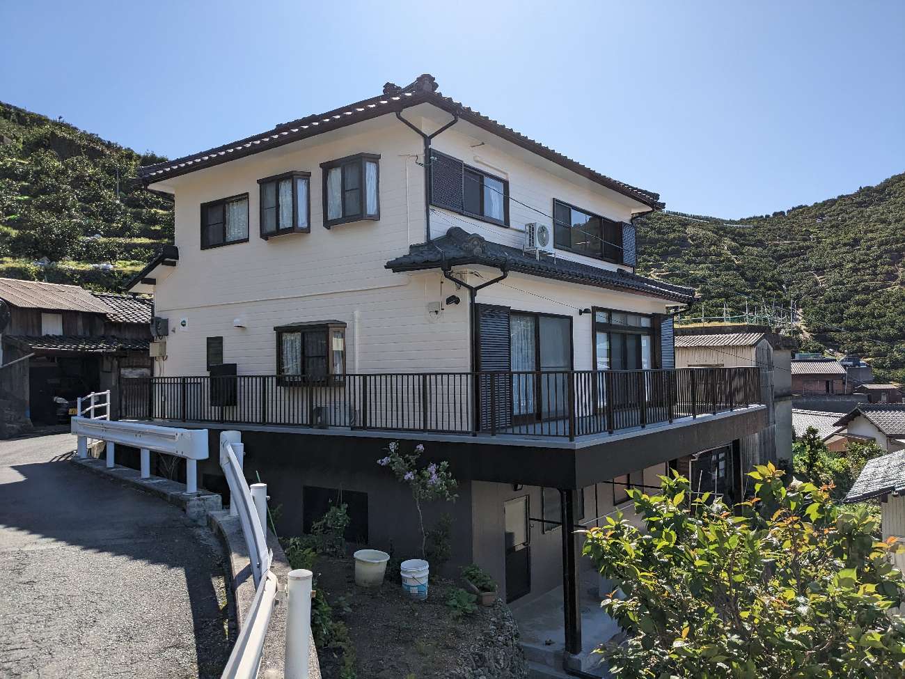 八幡浜市　T.M様邸　外壁塗装　2023/4/9