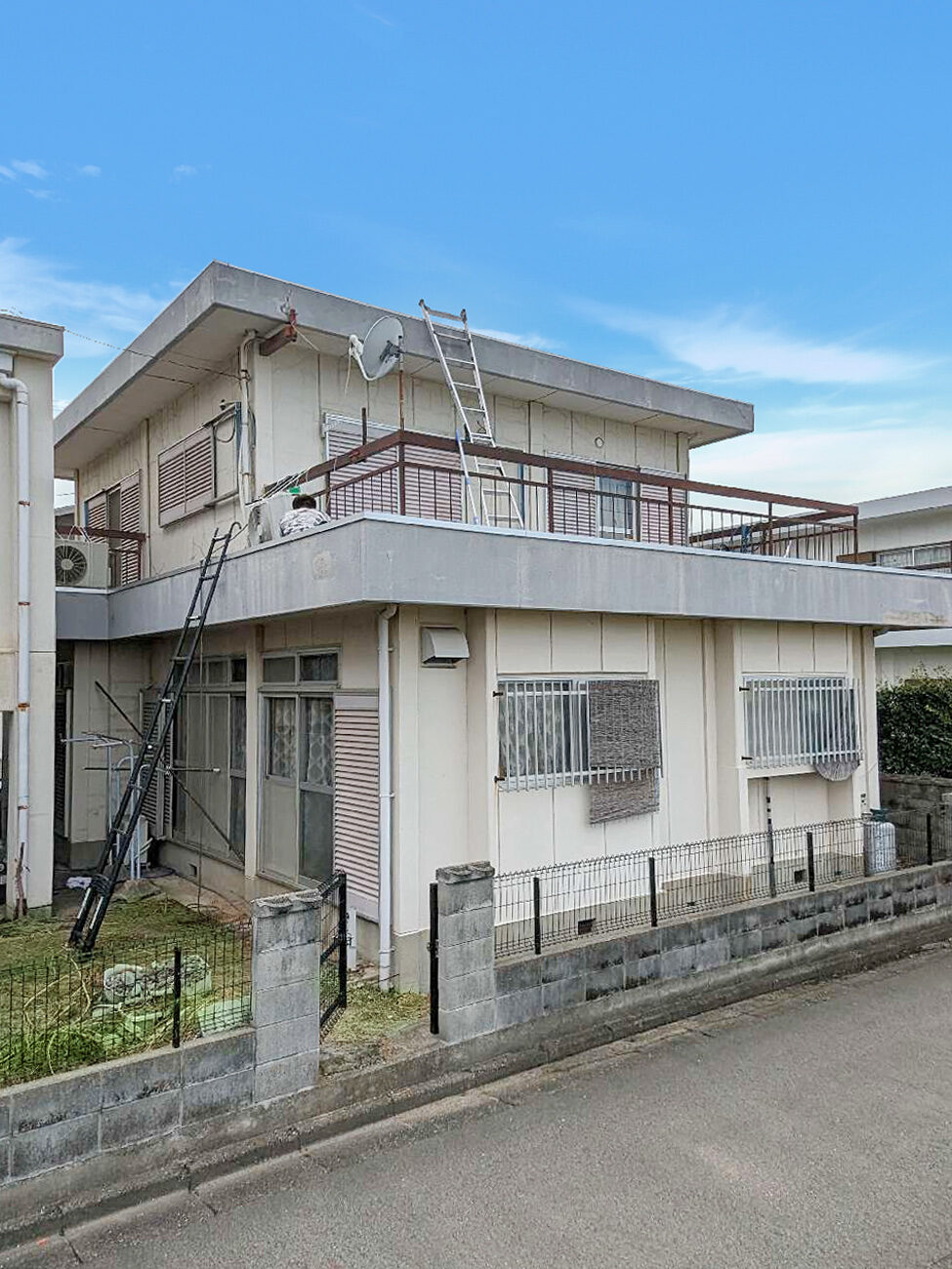 新居浜市　T.F様邸　陸屋根防水　2023/10/3