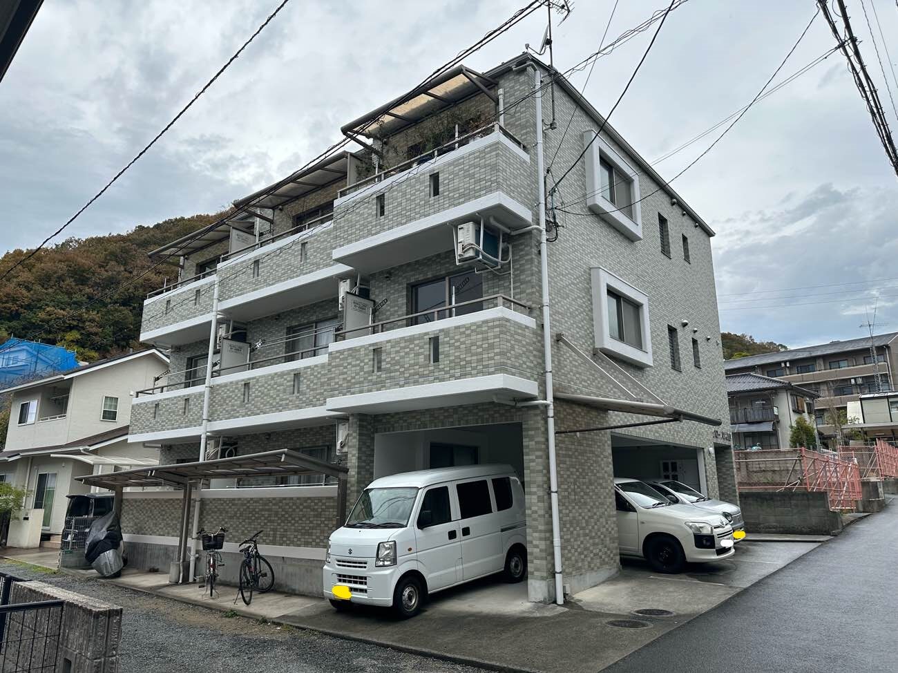 松山市　匿名様邸　外壁塗装　屋根塗装　2023/11/11　