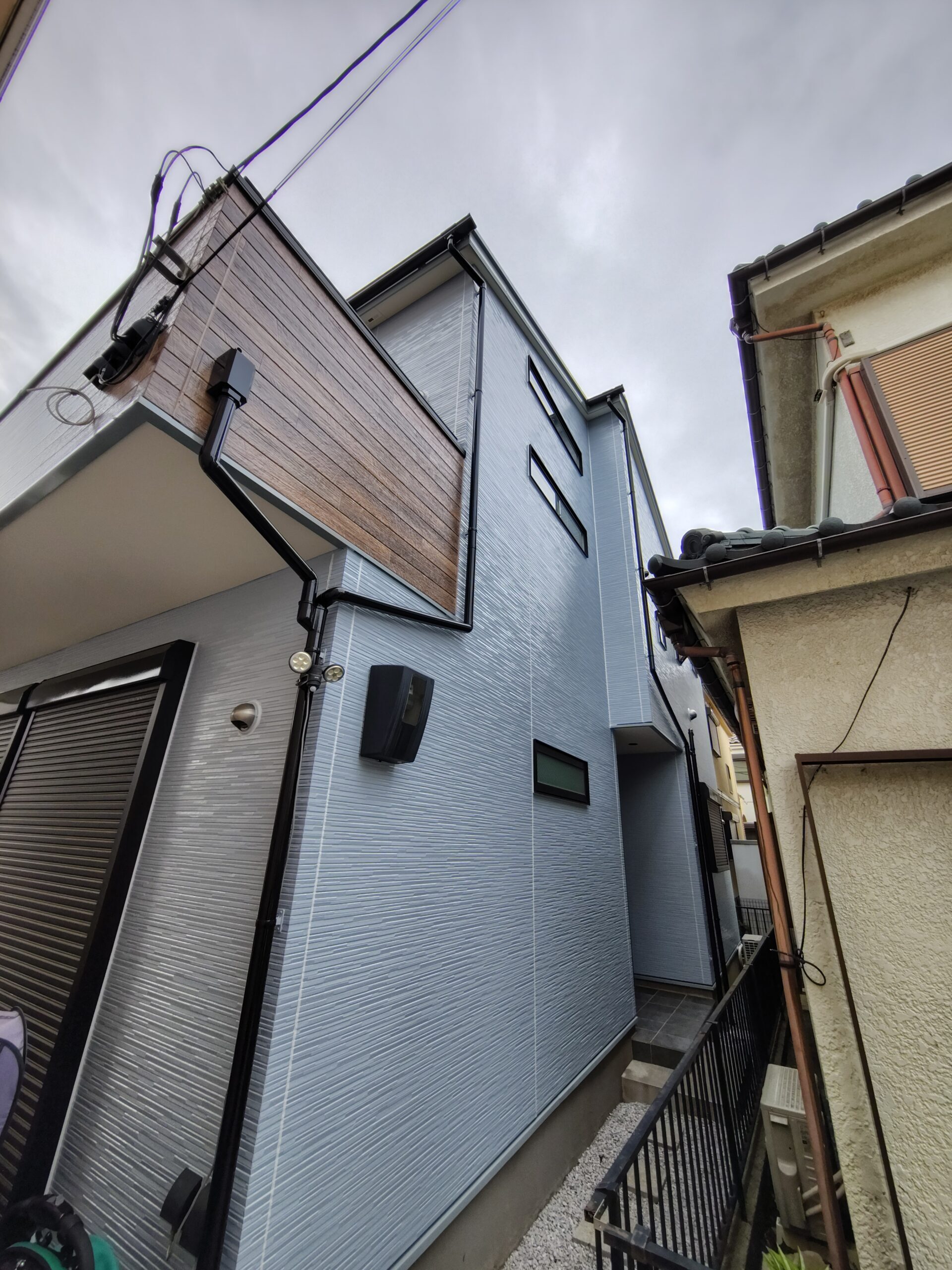 【神奈川県大和市】深碧の家、品と落ち着きのブルーグレーリフォーム