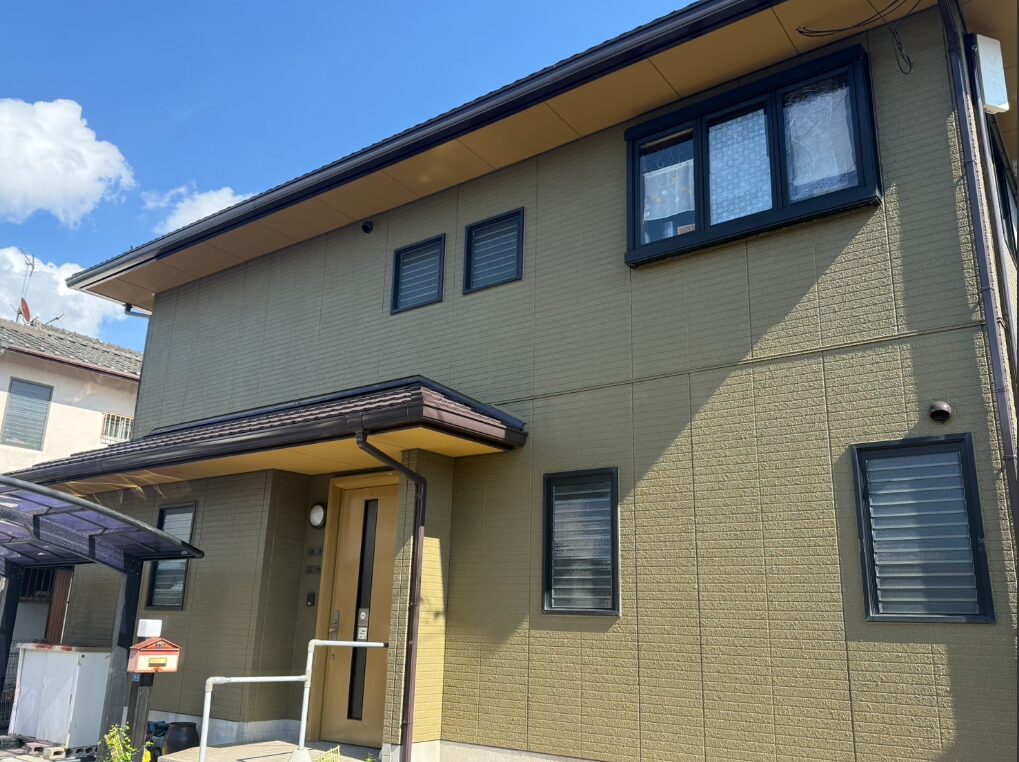 【熊本市中央区】築28年の屋根・外壁塗装｜4回塗りで美観と耐久性を実現！